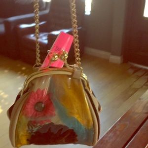 Cute purse with chain